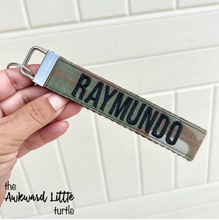 Load image into Gallery viewer, Military Wristlet Keychain